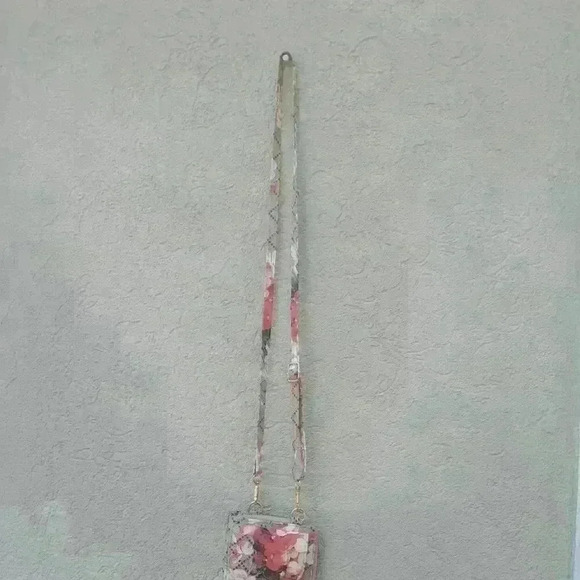 Cell Phone Mini Crossbody Floral Purse - Picture 7 of 10